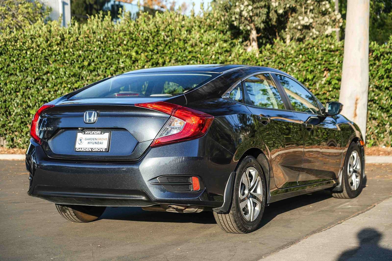 Used 2018 Honda Civic LX image 6