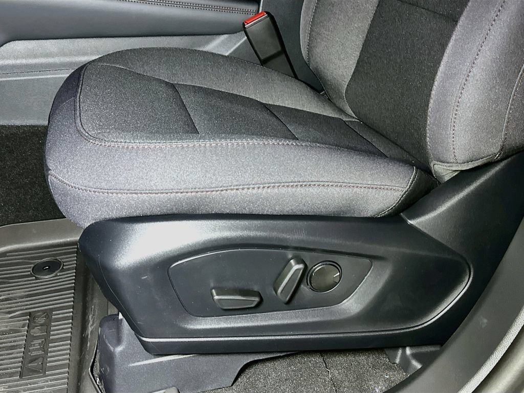 New 2026 Ford Explorer Active AWD/4WD image 16
