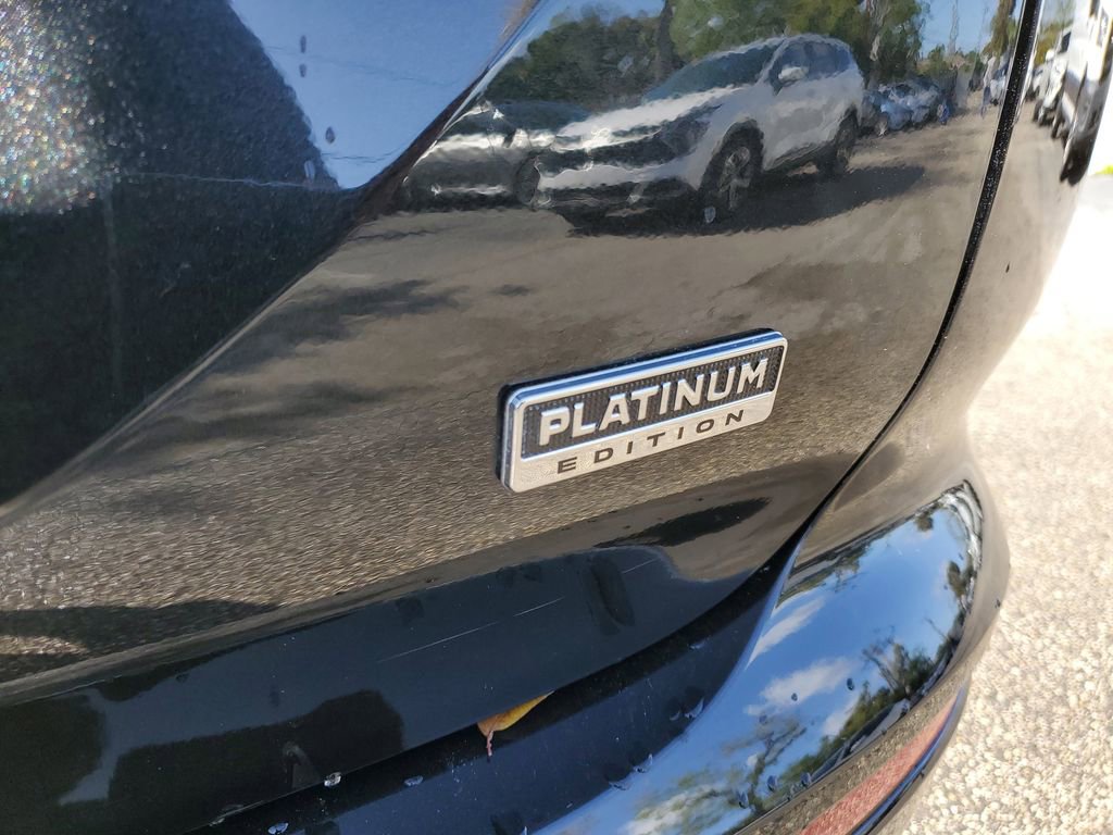 Used 2024 Mitsubishi Outlander SEL image 7