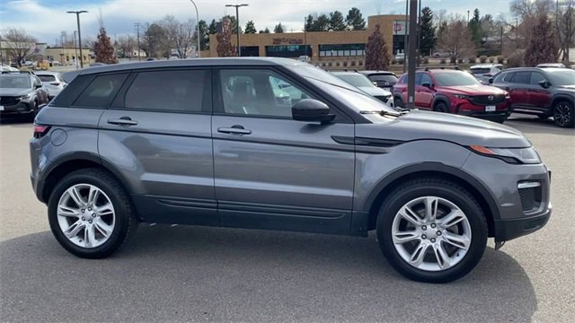 Used 2018 Land Rover Range Rover Evoque SE image 9