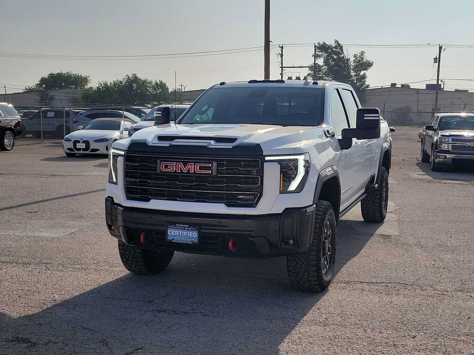 Used 2026 GMC Sierra 2500 AT4X AWD/4WD image 4