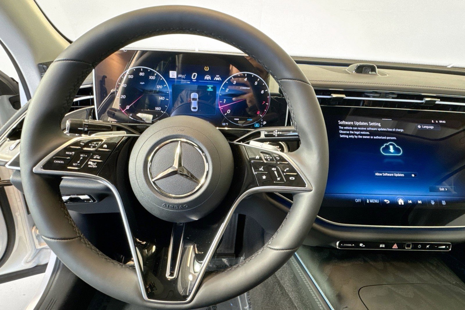 New 2026 Mercedes-Benz E 350 Sedan image 11