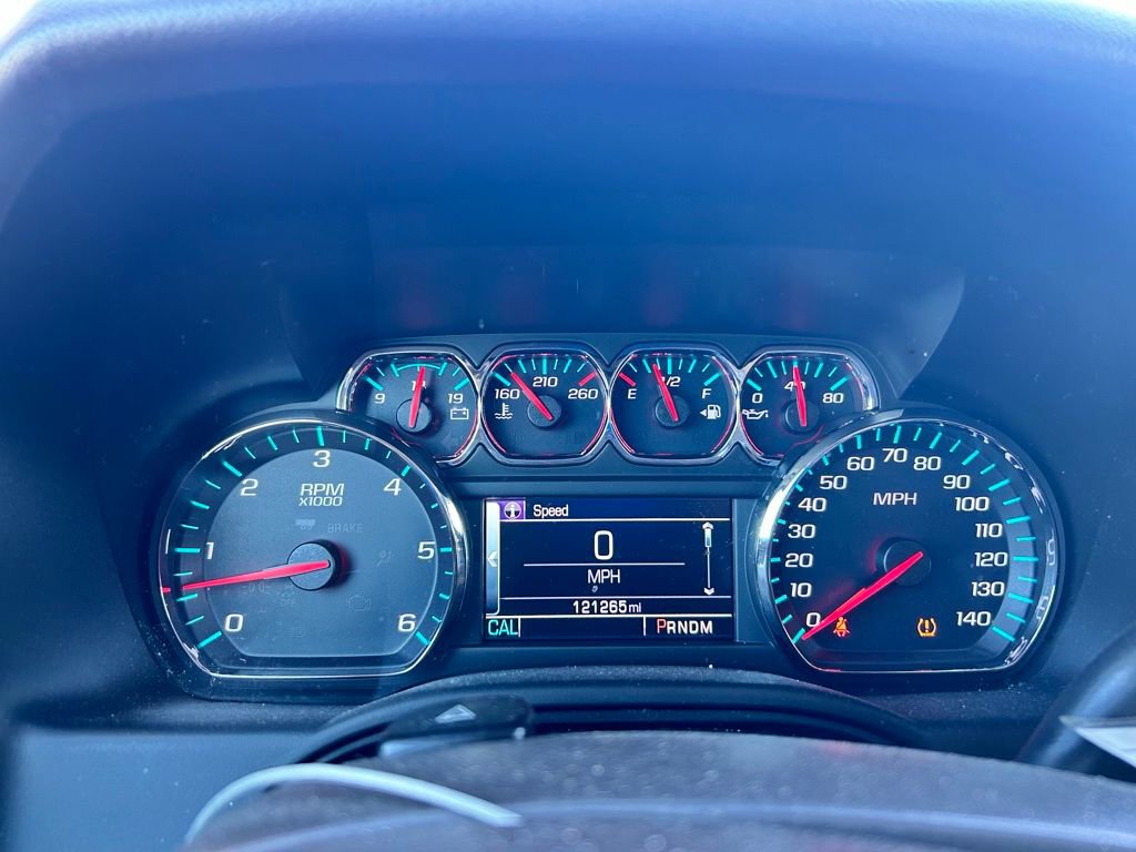 Used 2016 Chevrolet Suburban LS image 12