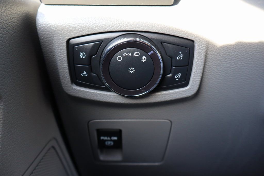 Used 2018 Ford F150 XL w/ Equipment Group 101A Mid image 17