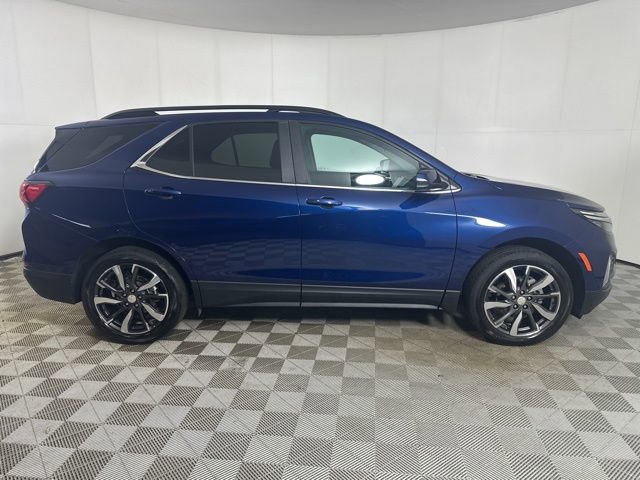 Used 2022 Chevrolet Equinox LT AWD/4WD image 4