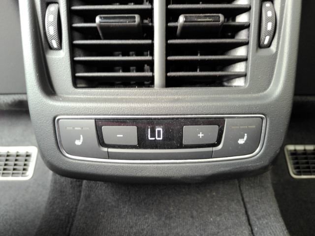 Used 2023 Audi RS e-tron GT w/ Ceramic Brake Package image 29