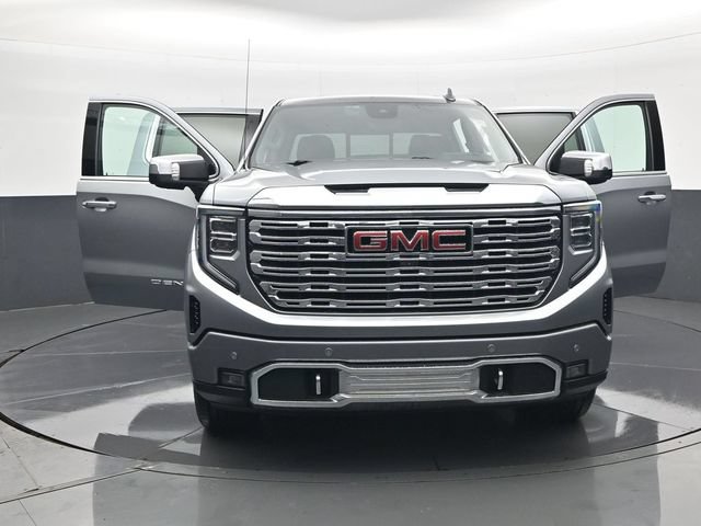 Used 2023 GMC Sierra 1500 Denali w/ Denali Reserve Package AWD/4WD image 31