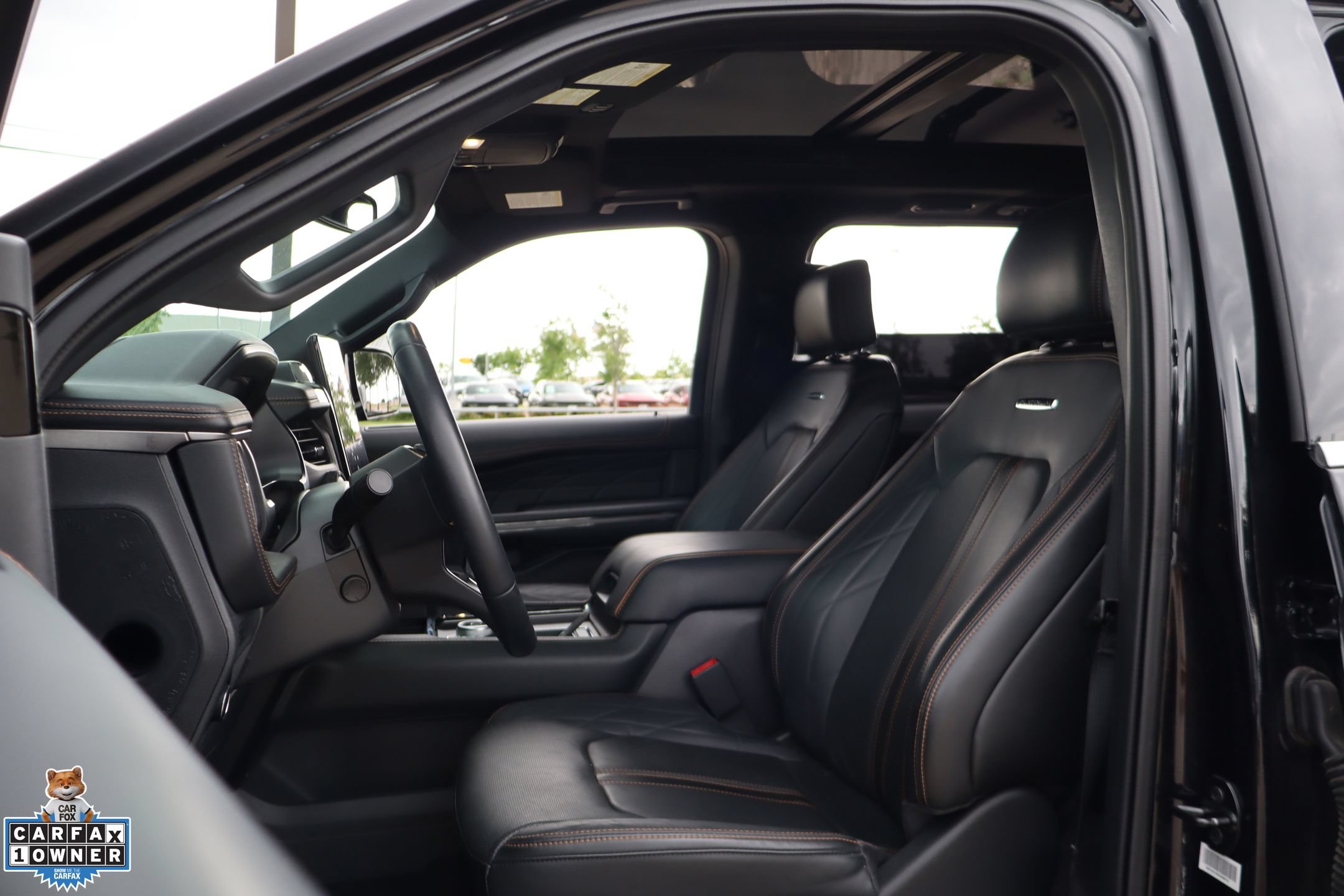 Used 2023 Ford Expedition Platinum RWD image 11
