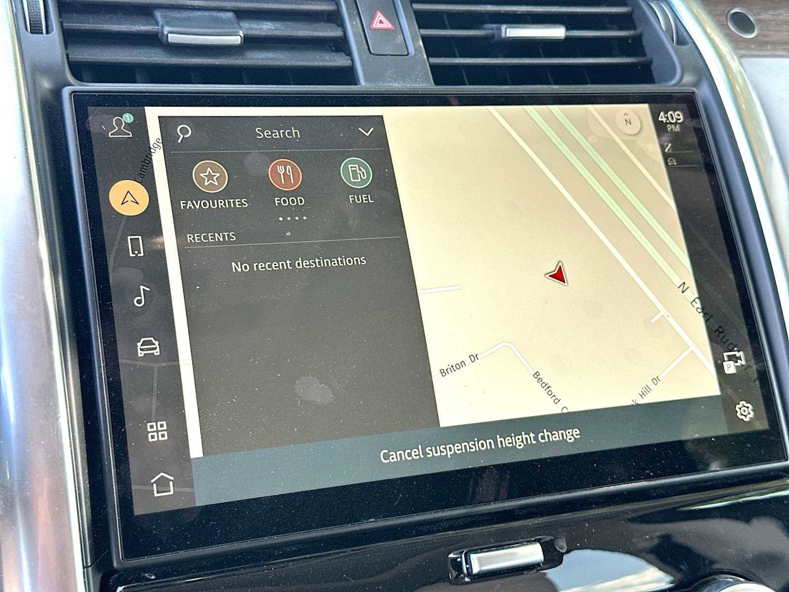 Used 2023 Land Rover Discovery S image 20