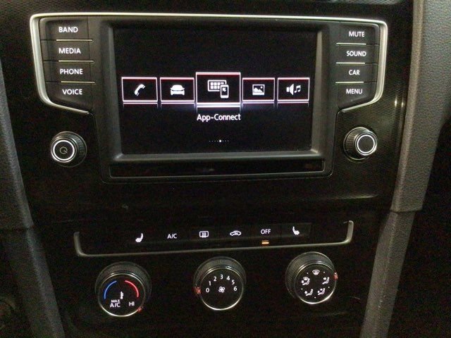 Used 2017 Volkswagen GTI S image 21