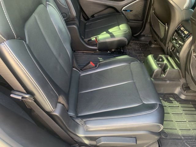 Used 2021 Jeep Grand Cherokee L Overland w/ Advanced Protech Group III AWD/4WD image 10