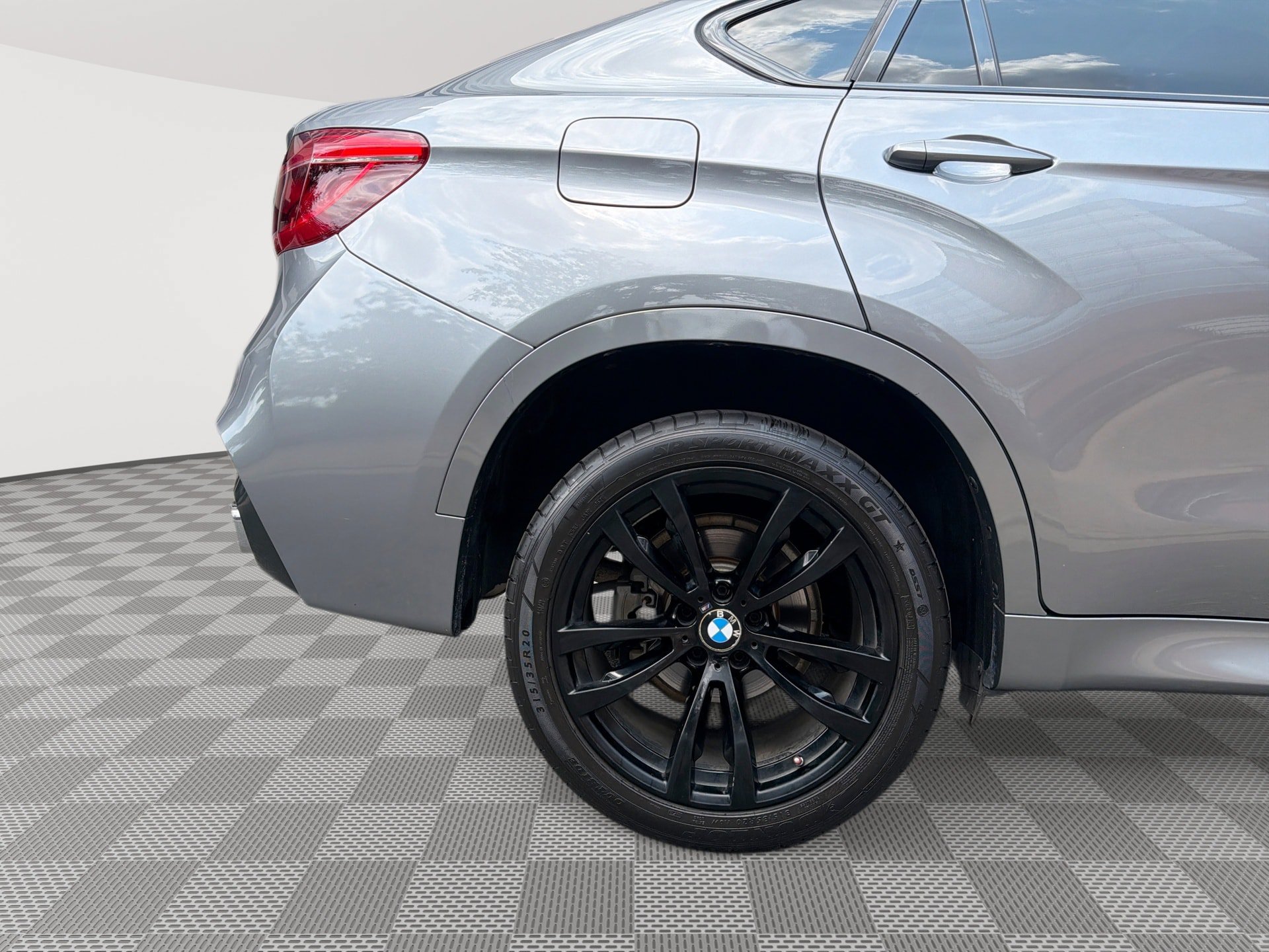 Used 2017 BMW X6 xDrive35i AWD/4WD image 31