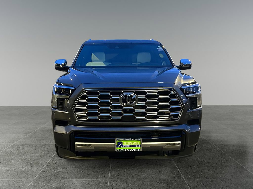 Used 2025 Toyota Sequoia 4WD image 3