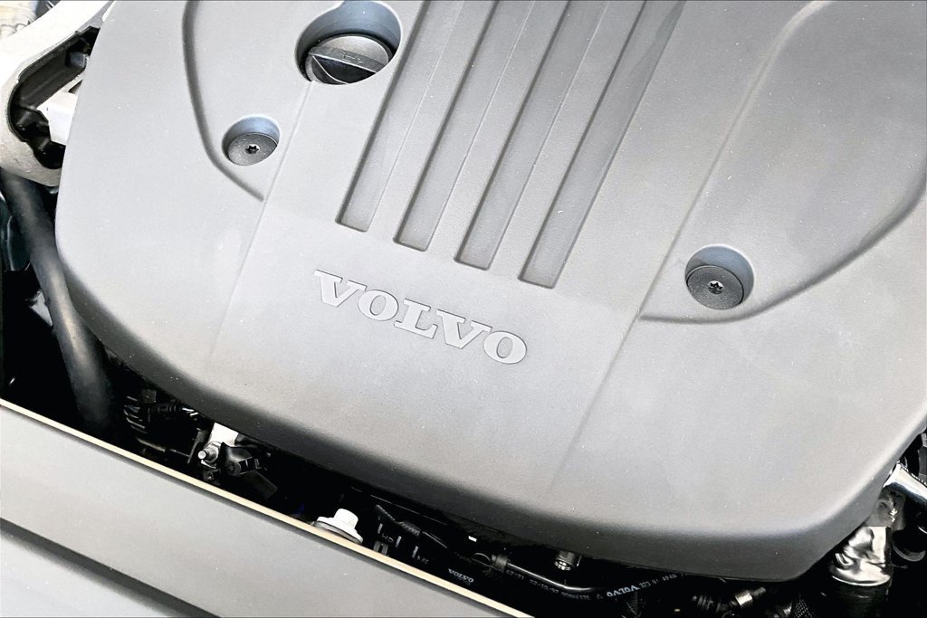 New 2026 Volvo XC90 B5 Plus AWD/4WD image 34