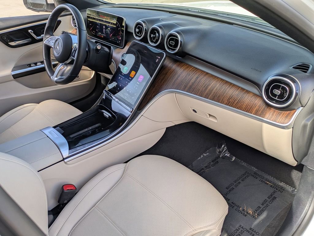 Used 2025 Mercedes-Benz C 300 4MATIC Sedan image 29