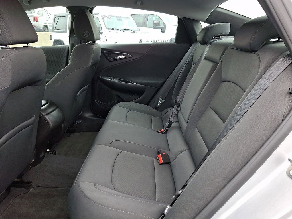 Used 2017 Chevrolet Malibu LS image 10