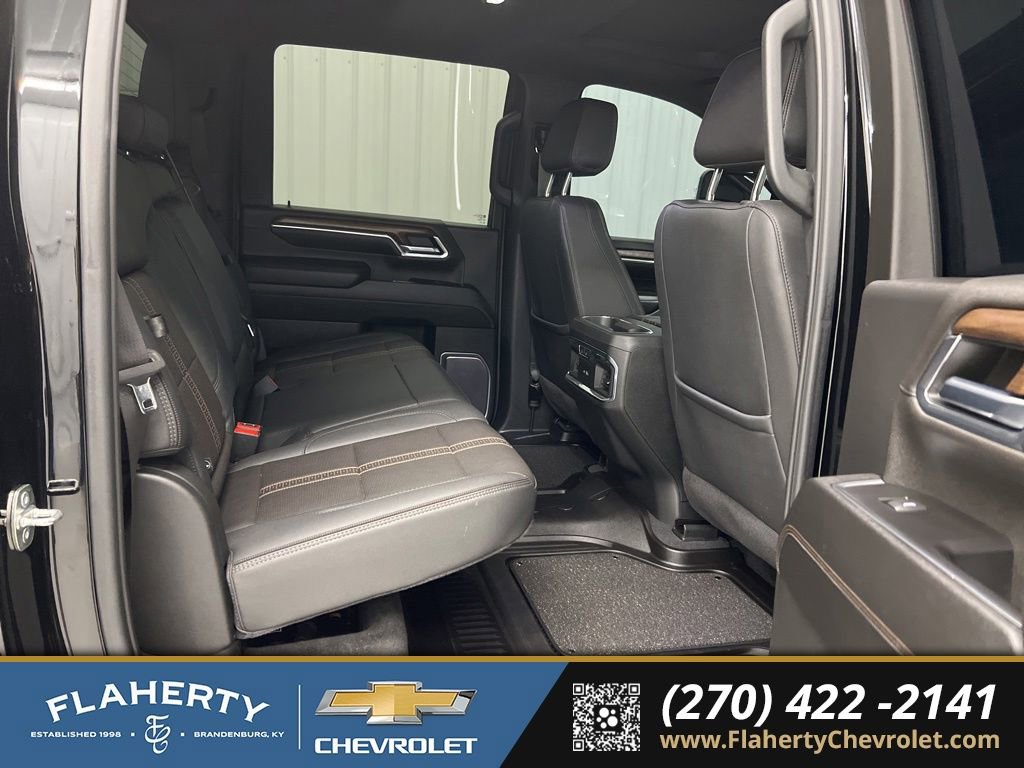 Used 2024 Chevrolet Silverado 2500 High Country w/ Technology Package AWD/4WD image 12