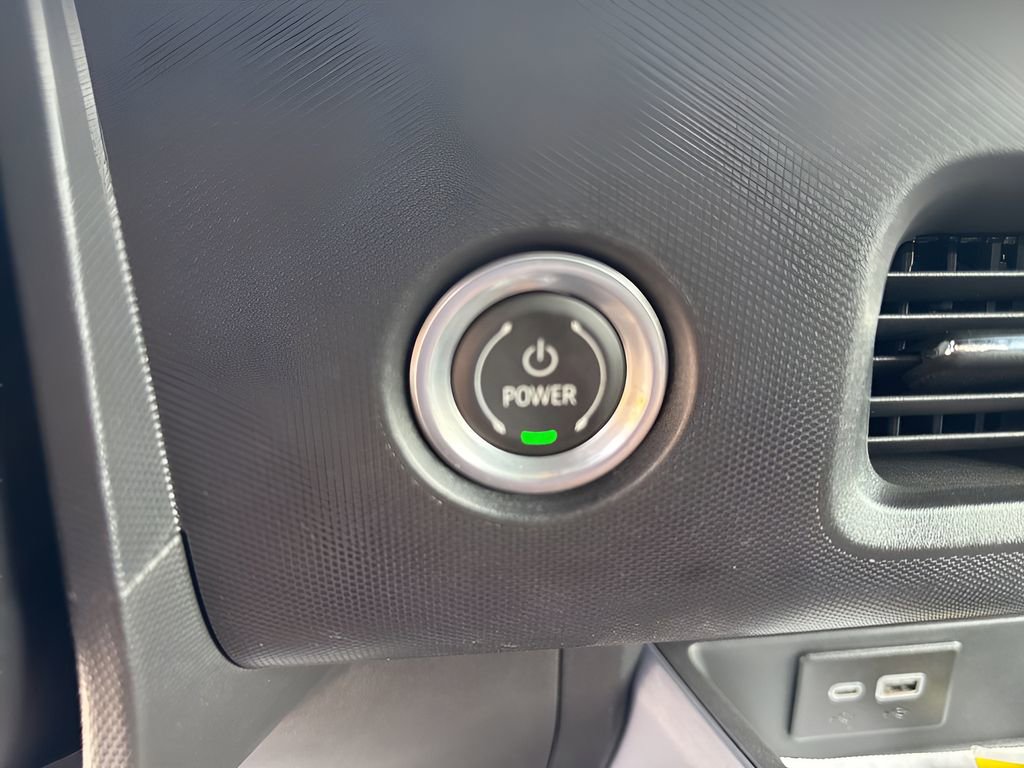 Used 2024 Chevrolet Brightdrop 400 w/ Commercial Equipment Package AWD/4WD image 20