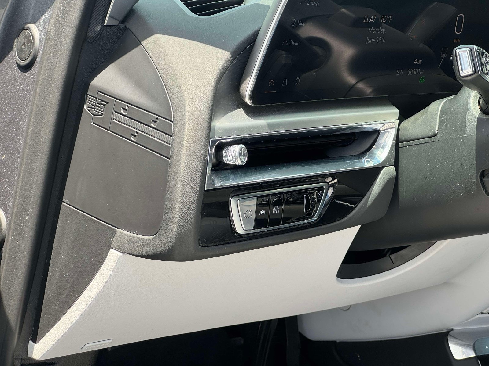 Certified 2023 Cadillac Lyriq 2WD image 14