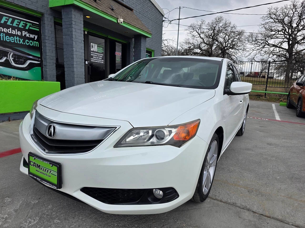 Used 2013 Acura ILX w/ Premium Package image 3