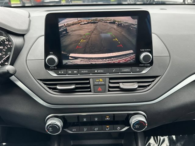 Used 2022 Nissan Altima 2.5 SV FWD image 35