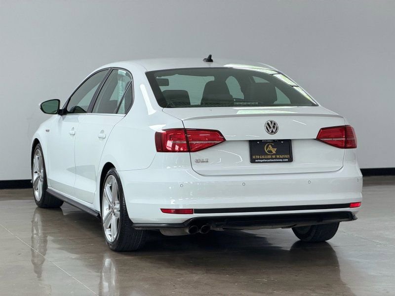 Used 2016 Volkswagen Jetta GLI SEL FWD image 5