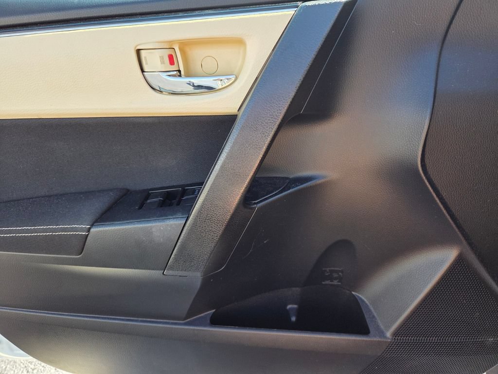 Used 2019 Toyota Corolla LE FWD image 20