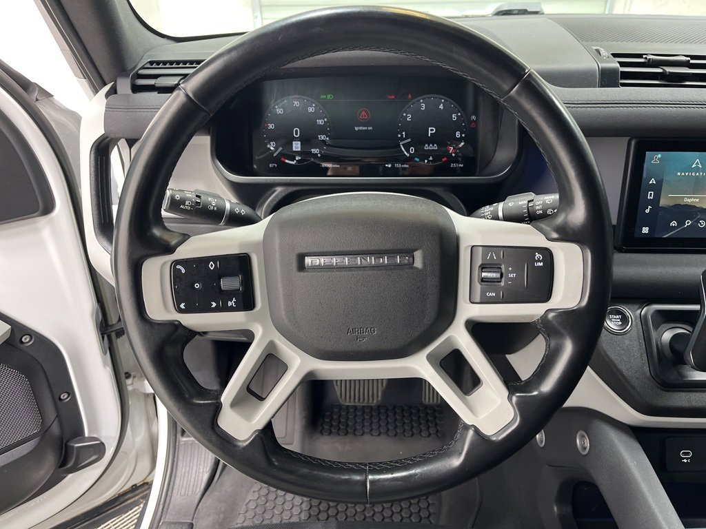 Used 2023 Land Rover Defender 110 X-Dynamic SE image 24