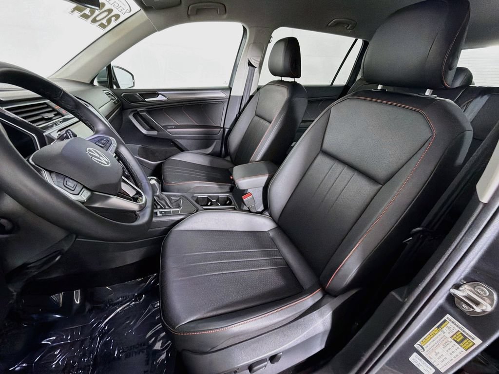 Used 2024 Volkswagen Tiguan Wolfsburg Edition FWD image 20