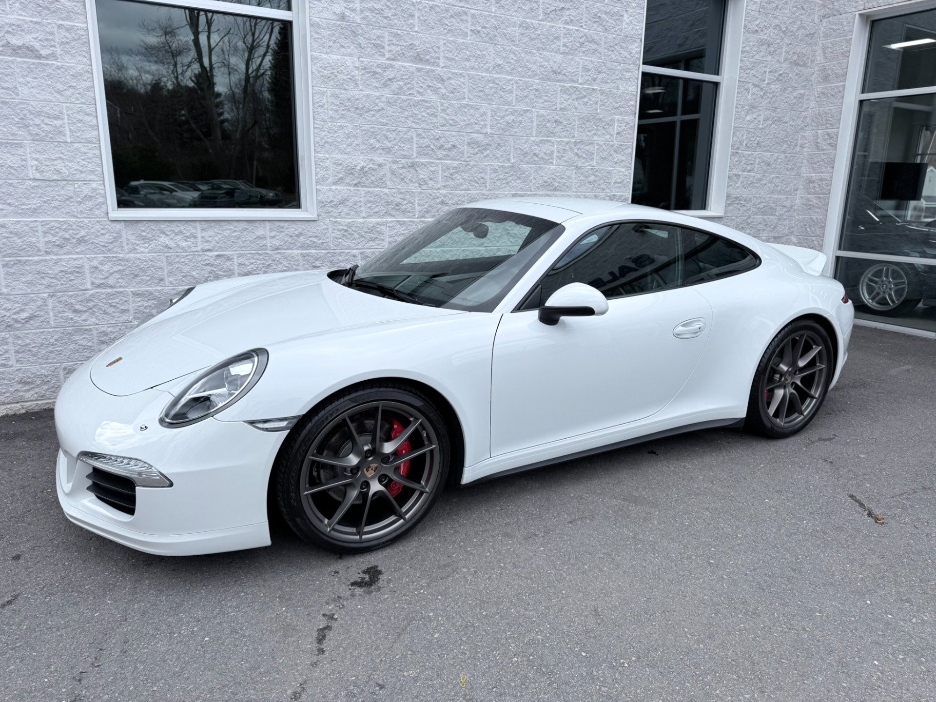 Used 2013 Porsche 911 Carrera 4S AWD/4WD image 1