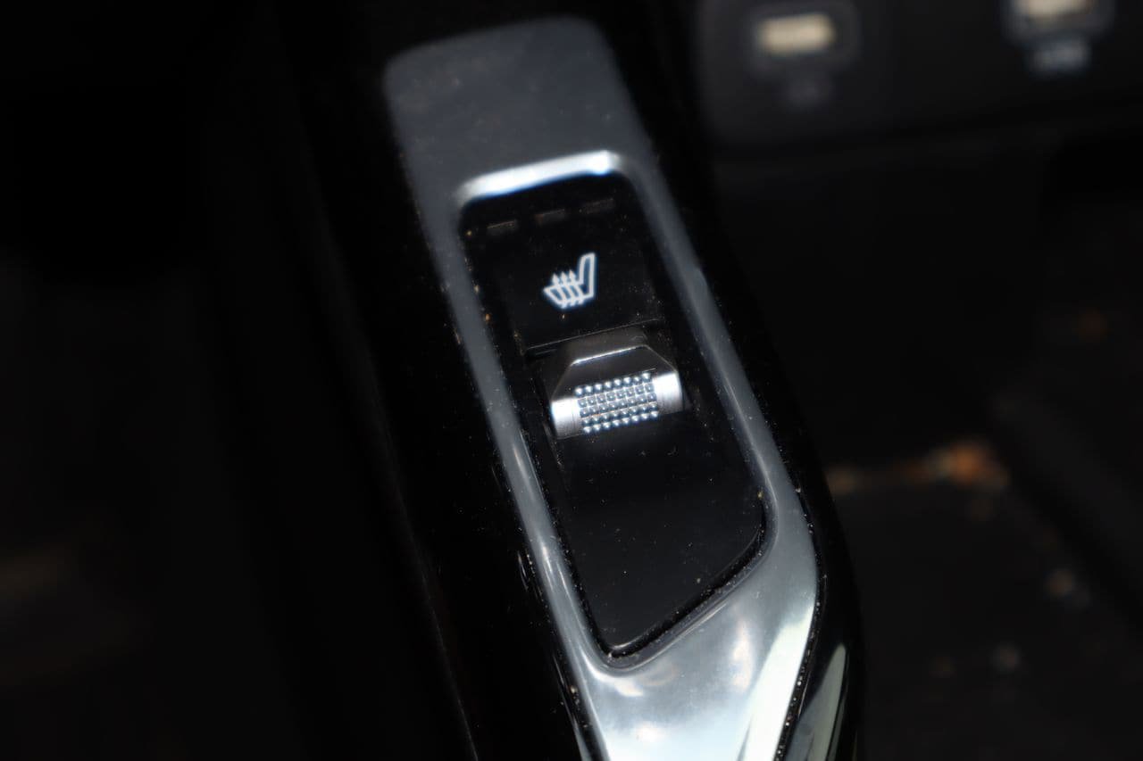 Used 2023 Kia Sorento SX FWD image 27