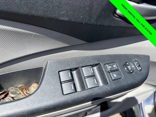 Used 2014 Honda CR-V LX image 25