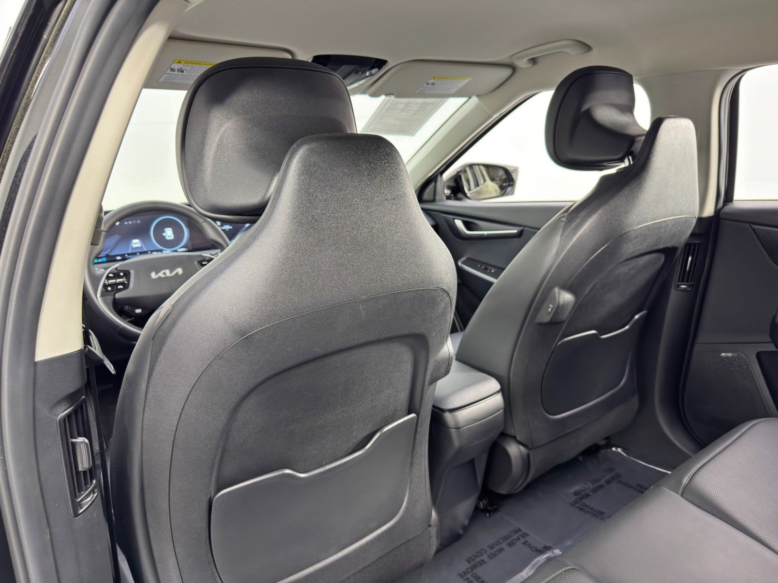 Used 2022 Kia EV6 Wind image 31