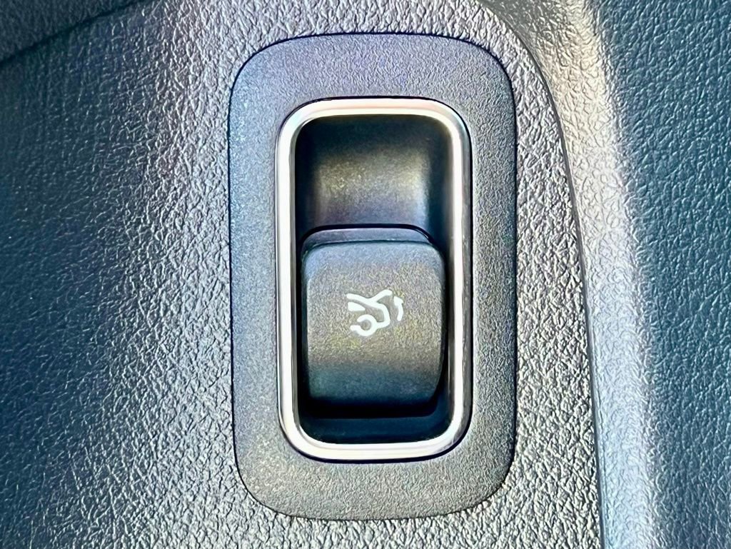 Certified 2026 Mercedes-Benz CLA 250 4MATIC image 26