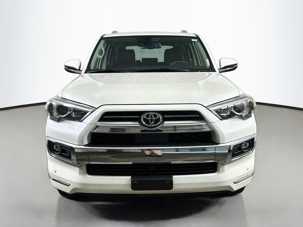 Used 2022 Toyota 4Runner Limited AWD/4WD image 2