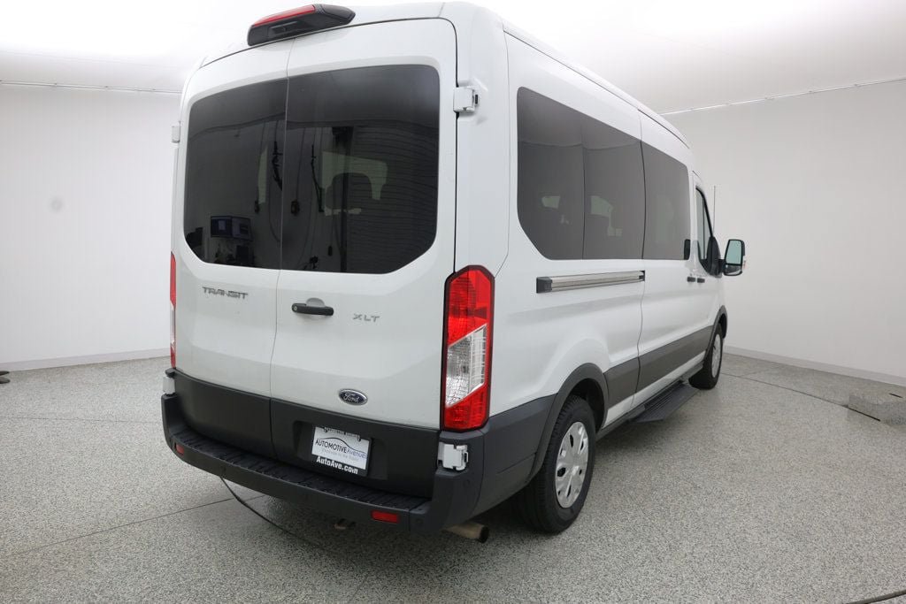 Used 2023 Ford Transit 350 XLT RWD image 3