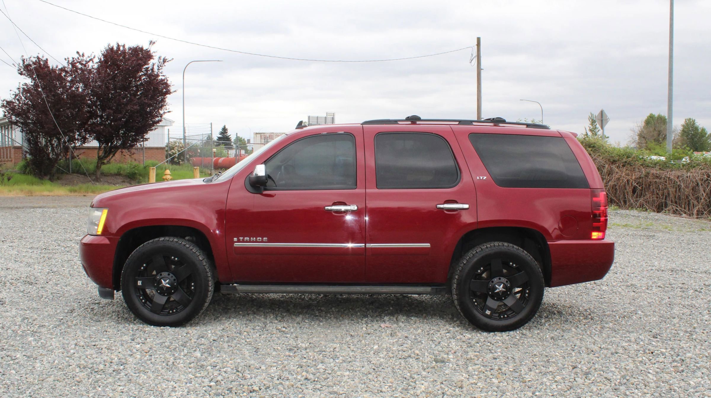Used 2009 Chevrolet Tahoe LTZ AWD/4WD image 4