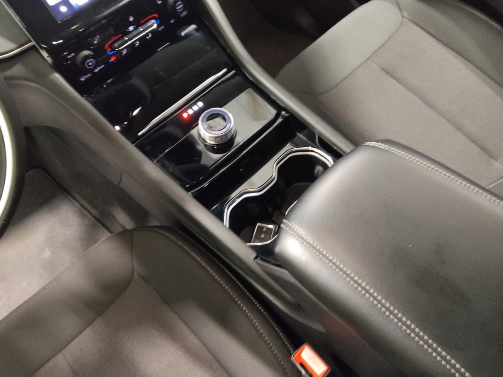 Used 2023 Jeep Grand Cherokee Laredo w/ Luxury Tech Group I AWD/4WD image 26