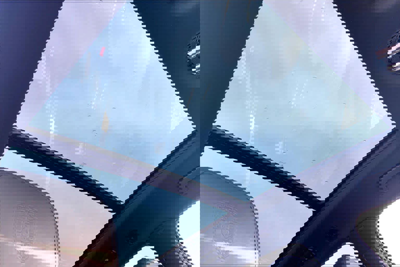 Certified 2022 Porsche Cayenne Platinum Edition image 26