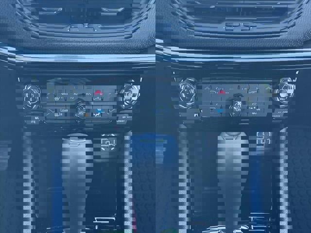 New 2026 Jeep Compass Latitude w/ Sun and Sound Group image 45