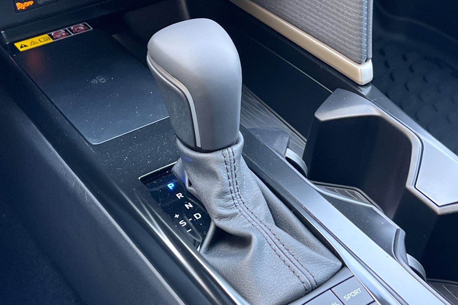 New 2026 Toyota Camry SE FWD image 21