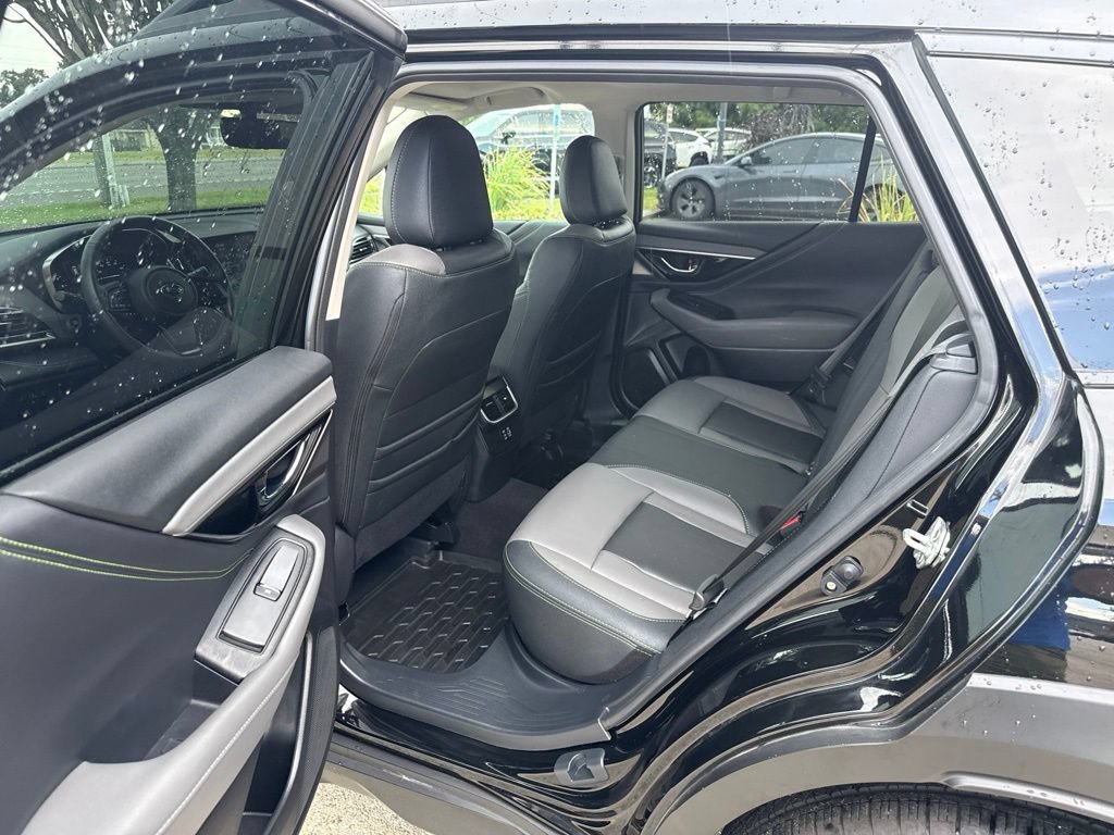 Used 2025 Subaru Outback Onyx Edition AWD/4WD image 22