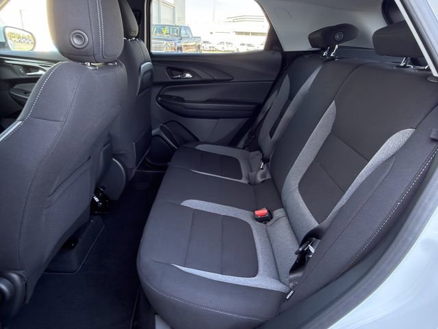 New 2026 Chevrolet TrailBlazer LT w/ LT Cold Weather Package FWD image 19