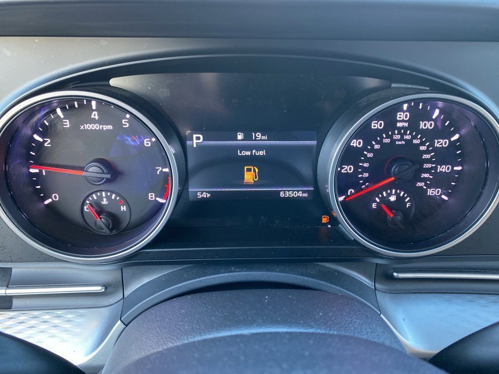 Certified 2022 Kia Carnival LX image 27