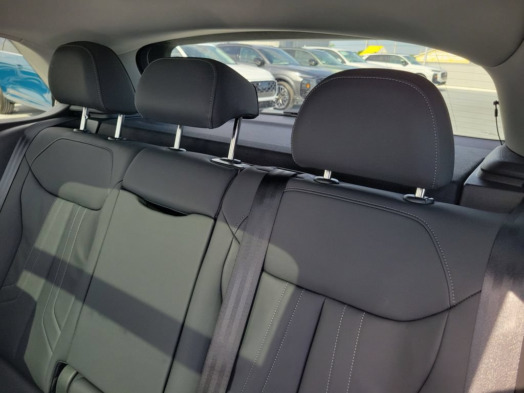 New 2026 Audi Q3 quattro 2.0T AWD/4WD image 27