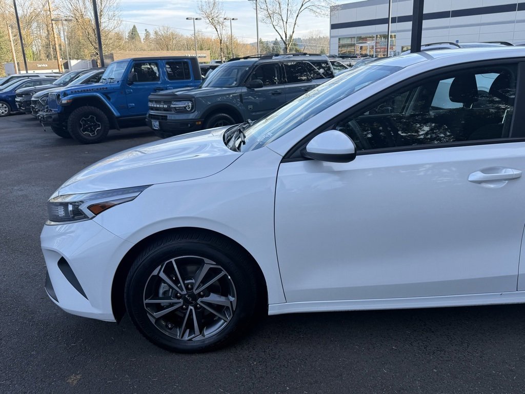 Used 2022 Kia Forte LXS image 5