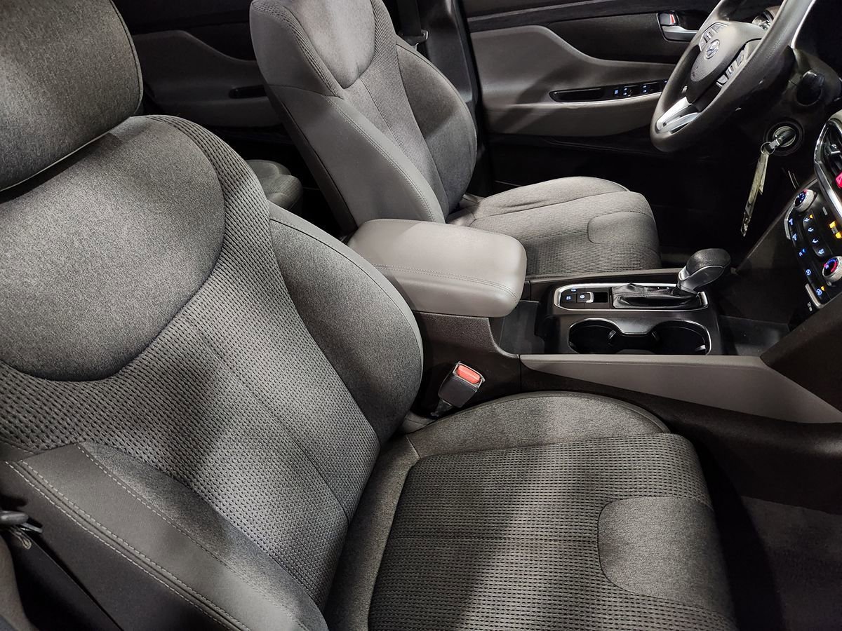 Used 2019 Hyundai Santa Fe SE image 31