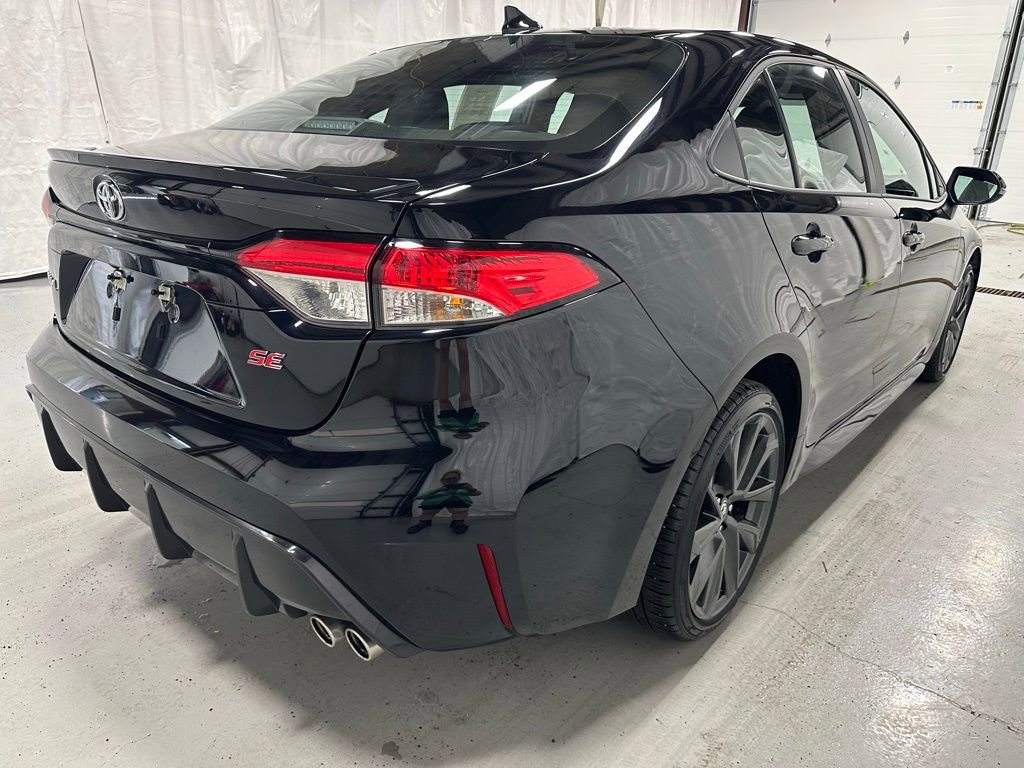 Used 2026 Toyota Corolla SE FWD image 7
