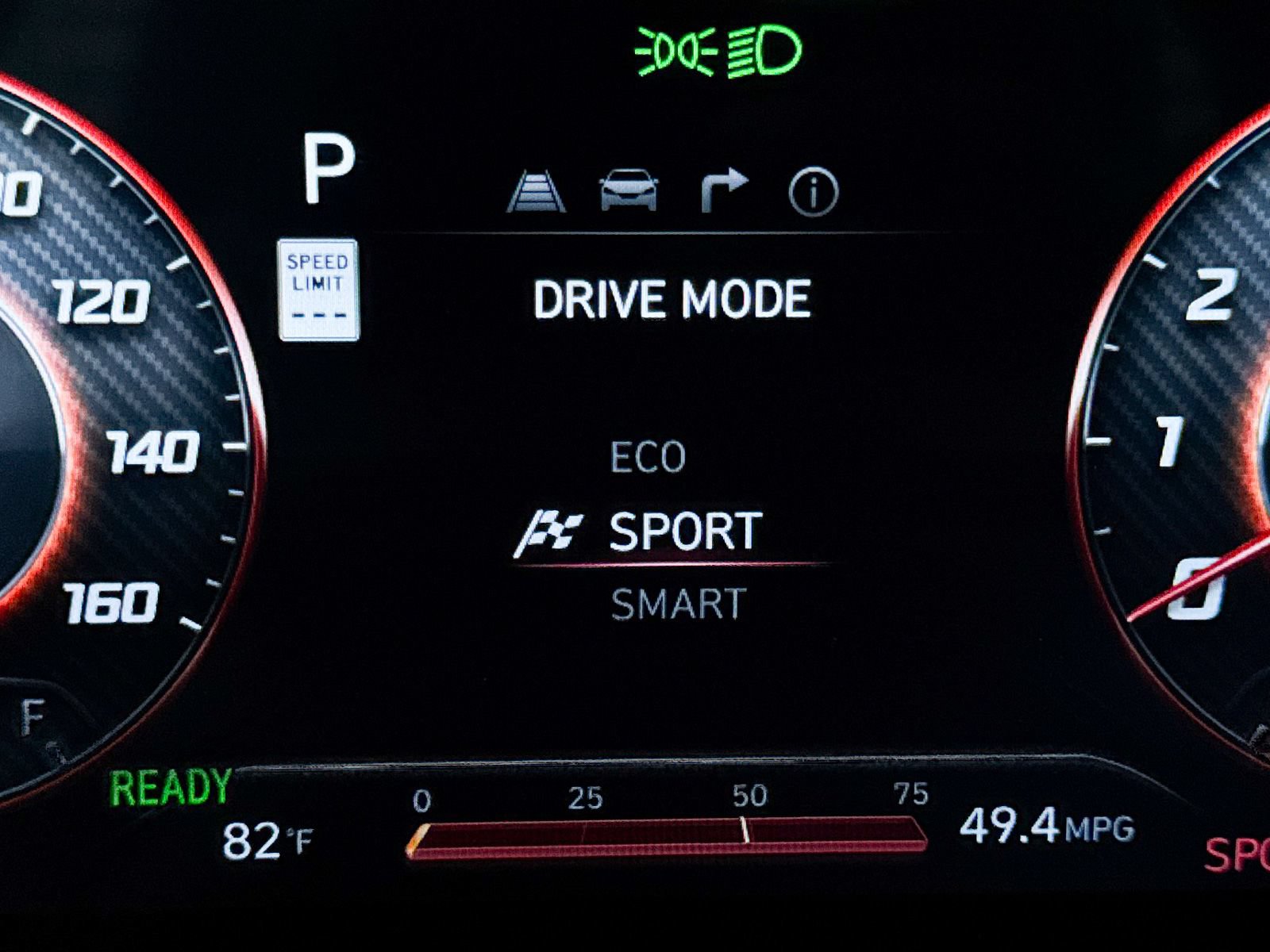Used 2024 Hyundai Elantra Limited FWD image 11