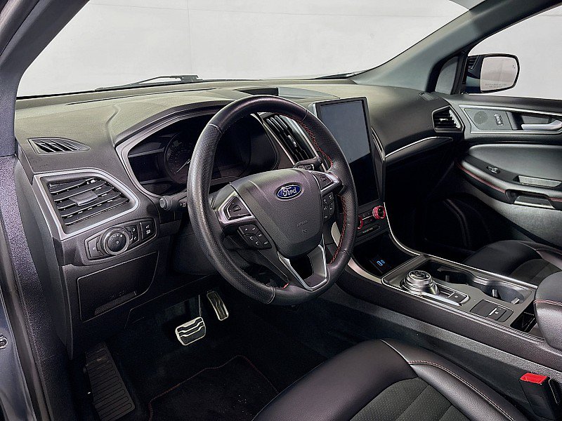 Used 2024 Ford Edge ST-Line AWD/4WD image 9